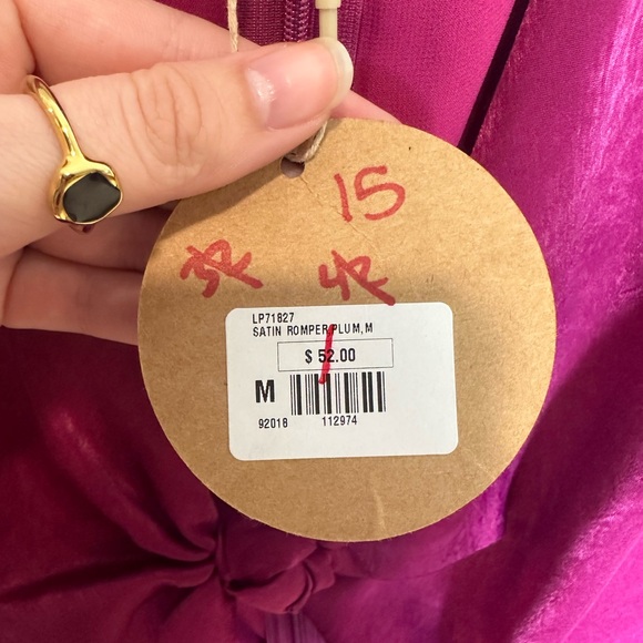 Pink satin sheen silk romper with tie and cutout in front - Picture 5 of 6